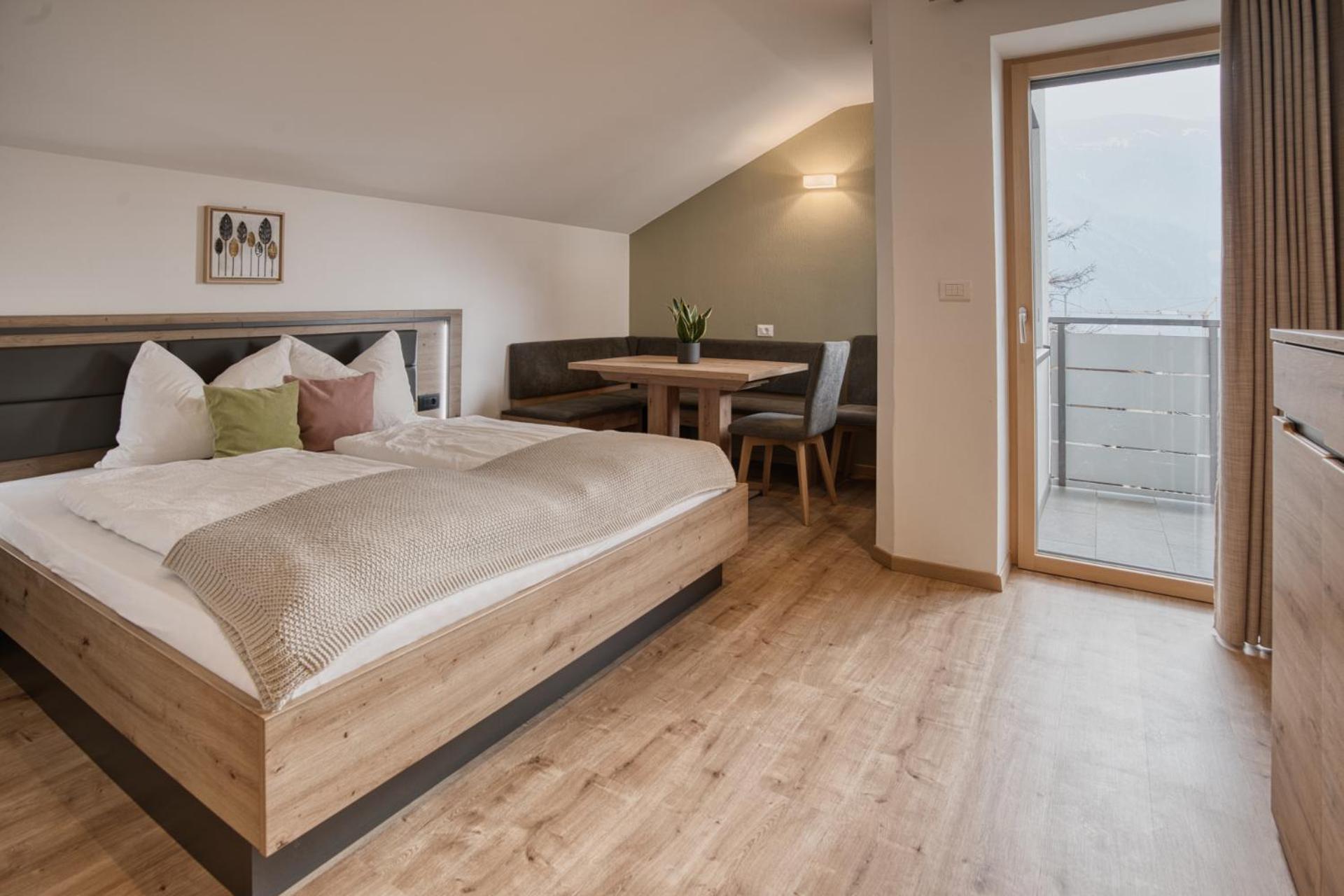 Apartment Byrosi *